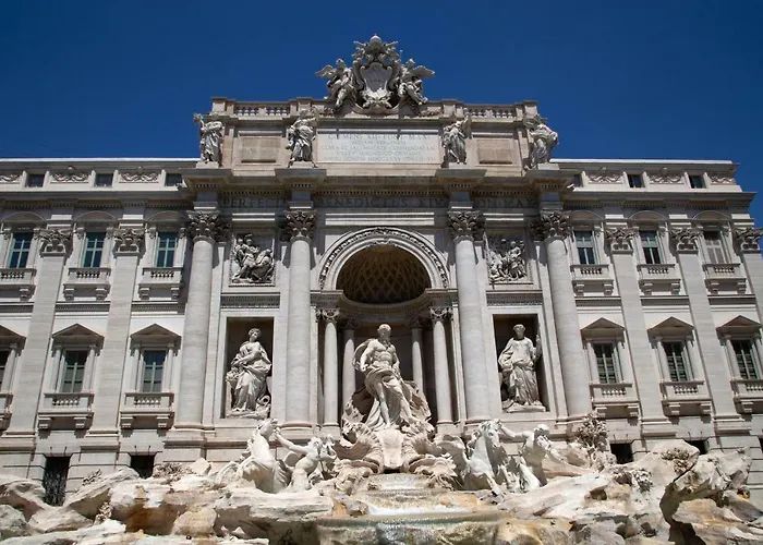 My Trevi Charming & Luxury בית הארחה 4*